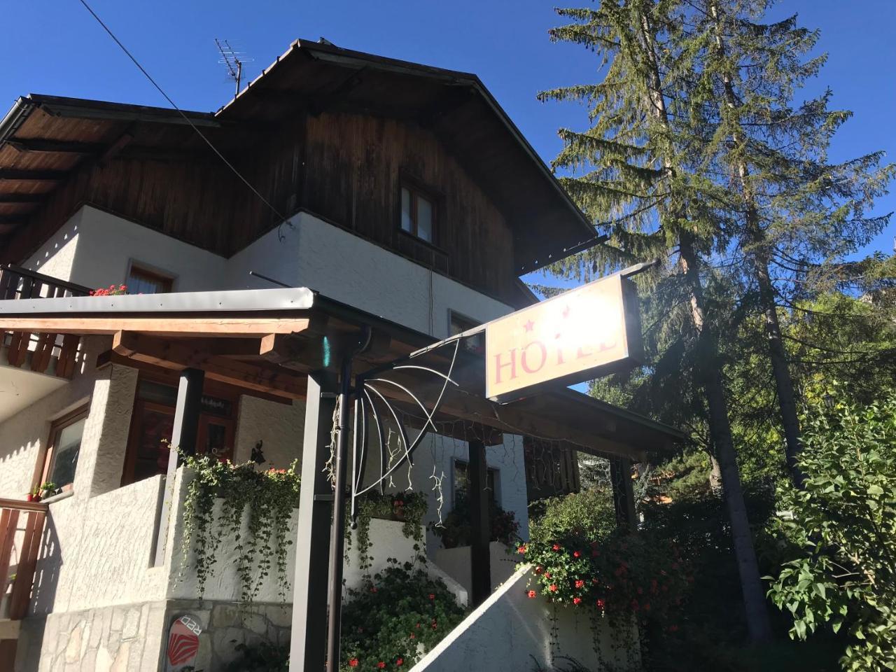 Hotel La Nigritella Bardonecchia Bagian luar foto