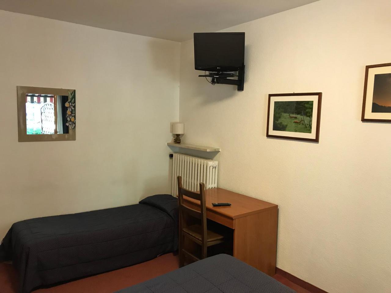 Hotel La Nigritella Bardonecchia Bagian luar foto